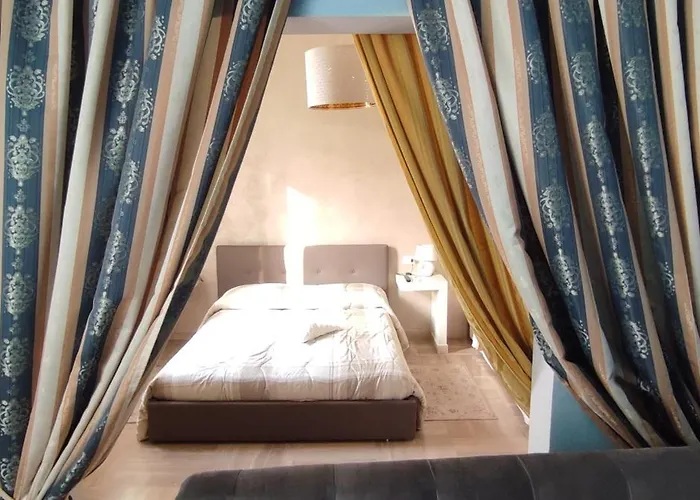 Ad Astra Rooms